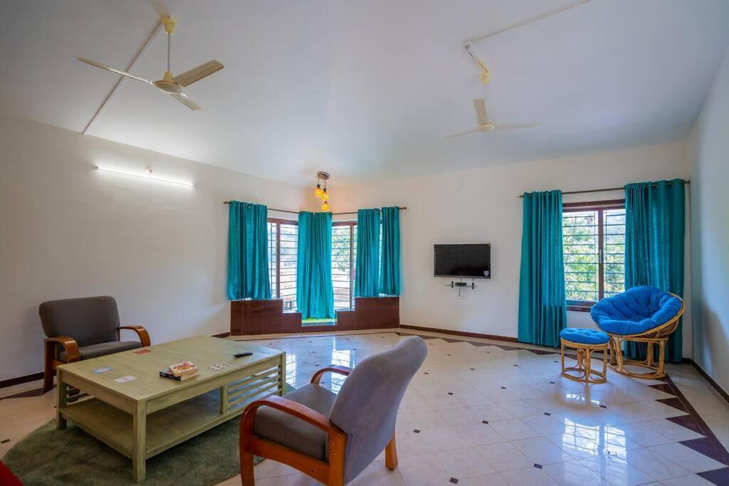 Lake View Villa Gandaulim Exterior foto